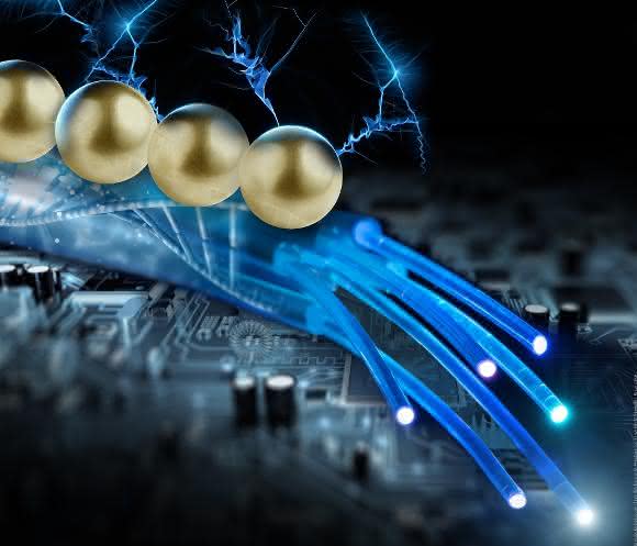 Wissenschaftler des Helmholtz-Zentrums Dresden-Rossendorf haben durch DNA-basierte Nanodrähte Strom geleitet, indem sie sie mit Goldpartikeln besetzt haben. Das könnte die Grundlage liefern, um Schaltkreise aus dem Erbgut zu entwickeln. Wissenschaftler des Helmholtz-Zentrums Dresden-Rossendorf haben durch DNA-basierte Nanodrähte Strom geleitet, indem sie sie mit Goldpartikeln besetzt haben. Das könnte die Grundlage liefern, um Schaltkreise aus dem Erbgut zu entwickeln.