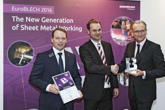 Jens Ottnad, Ulrich Schneider, Stephen C. Brooks