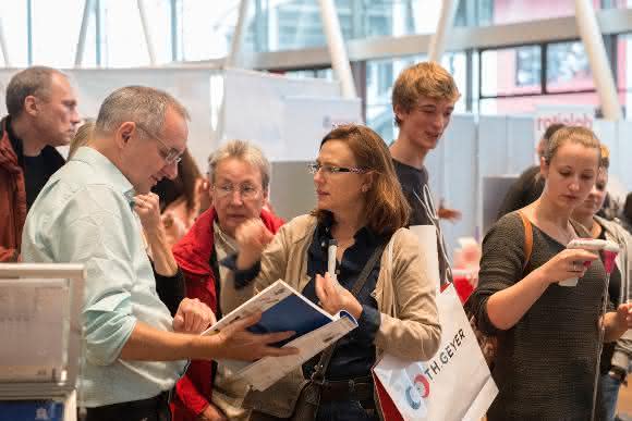 Mehr als 500 Teilnehmer aus allen Laborbereichen kamen zur Th. Geyer Laborfachmesse Labsolution nach Stuttgart.