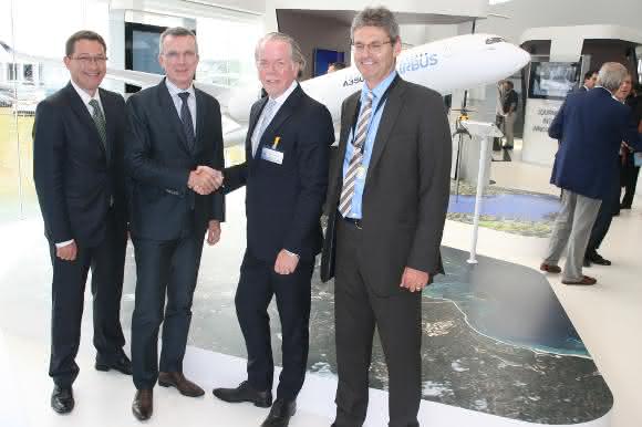 Stratasys- und Airbus-Verantwortliche Stratasys- und Airbus-Verantwortliche