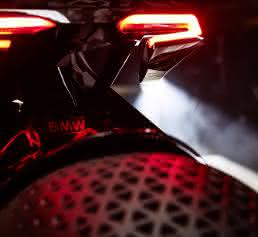 Ultimatives Fahrerlebnis: BMW präsentiert das Motorrad der Zukunft Ultimatives Fahrerlebnis: BMW präsentiert das Motorrad der Zukunft