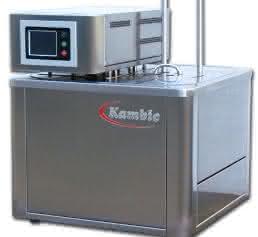 Die Kambic Kalibrierbäder garantieren hohe Temperaturstabilität und eine präzise Temperaturverteilung.
