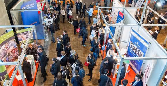 Das nächste Karriereevent für Ingenieure, Naturwissenschaftler, Informatiker und Mediziner findet in Düsseldorf statt. Quelle: jobvector)