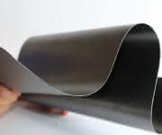 Unstructured flexible bipolar plate.(Pictures: Fraunhofer Umsicht)