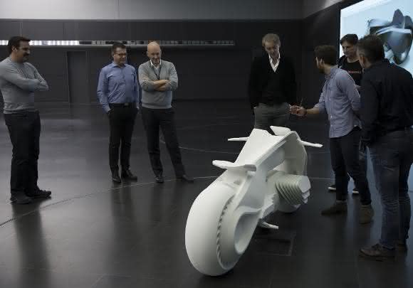 Ultimatives Fahrerlebnis: BMW präsentiert das Motorrad der Zukunft Ultimatives Fahrerlebnis: BMW präsentiert das Motorrad der Zukunft