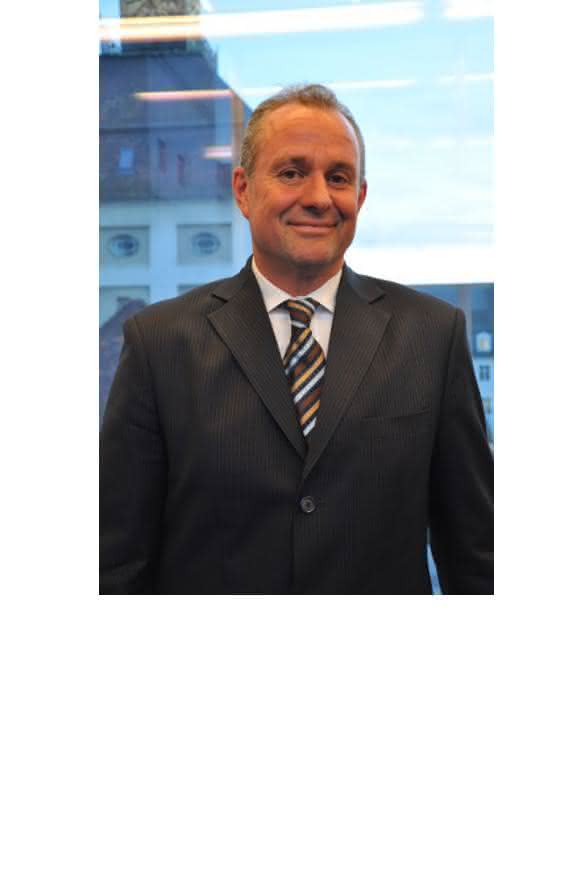 Dr. Steven Hildemann, Chief Medical Officer und Leiter Global Medical Affairs (GMA) and Global Drug Safety (GDS) im Biopharma-Geschäft von Merck: „Das GOI-Förderprogramm ist beispielhaft für das Engagement von Merck für wissenschaftliche Innovationen im Bereich Onkologie. Wir sind stolz, pionierhafte Forschungsprojekte zu unterstützen, die die Grenzen der Kreativität und Wissenschaft verschieben, um bahnbrechende Innovationen hervorzubringen, die das Leben von Krebspatienten in naher Zukunft verbessern könnten.”