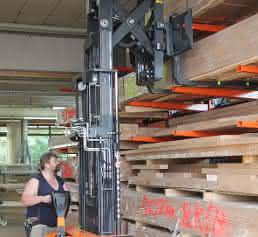 Treppenbau Wiehl Holzhandling in der Höhe Treppenbau Wiehl Holzhandling in der Höhe