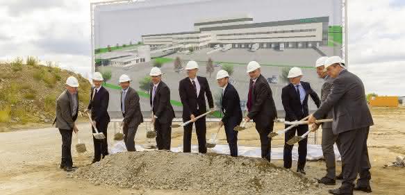 Schaeffler feiert Spatenstich Spatenstich Schaeffler Kitzingen