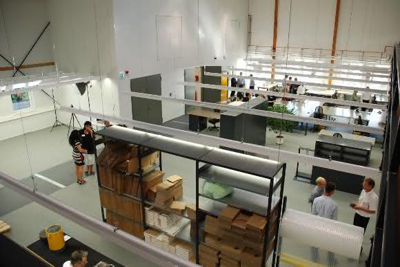 In der 500 m² großen und über 12 m hohen Fertigungshalle können zukünftig Kraft- und Drehmomentaufnehmer gefertigt werden. © GTM