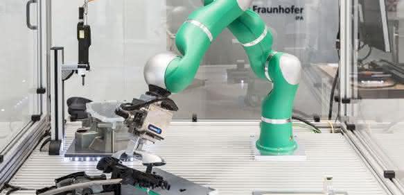 Die Software Pitasc ermöglicht feinfühlige, automatisierte Montageprozesse für Roboter aller Hersteller. (Foto: Fraunhofer IPA)