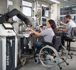Bosch Apas mit Behinderten