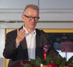 Schuler Produktionsvorstand Peter Jost Schuler Produktionsvorstand Peter Jost