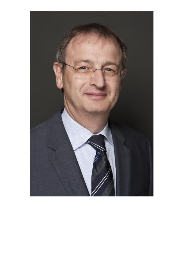 Dr. Wilfried Schäfer Dr. Wilfried Schäfer