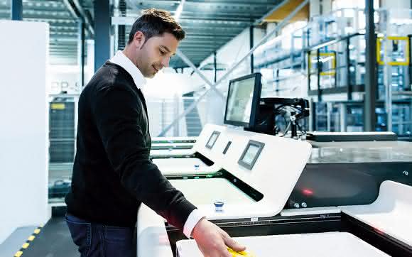 Kommissionierung bei Adidas mit Ware-zur-Person