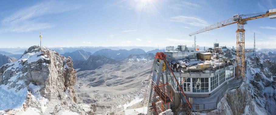 Bauarbeiten auf der Zugspitze Kone Aufzug Zugspitze