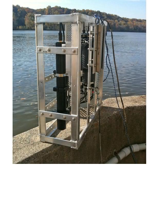 Vorbereitet für den Einsatz: Dank optischer Messzelle und integriertem Wischer gegen Ablagerungen liefert die Nitratsonde SUNA V2 hochgenaue und stabile Ergebnisse in fast jeder Umgebung. (Bild: OTT Hydromet GmbH) Vorbereitet für den Einsatz: Dank optischer Messzelle und integriertem Wischer gegen Ablagerungen liefert die Nitratsonde SUNA V2 hochgenaue und stabile Ergebnisse in fast jeder Umgebung. (Bild: OTT Hydromet GmbH)