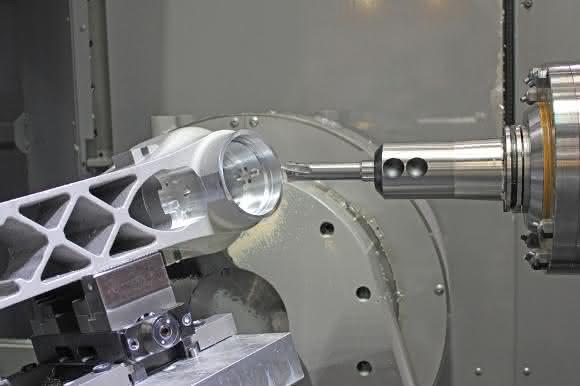 Fünf-Achs-Zentrum OKK HM-X6000 von teamtec Fünf-Achs-Zentrum OKK HM-X6000 von teamtec