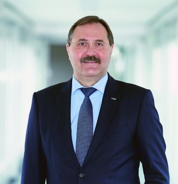 Dr. Lindl im Gespräch zur Ventilatorentechnik