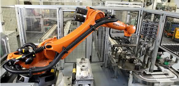 KR QUANTEC Boll Automation Daimler