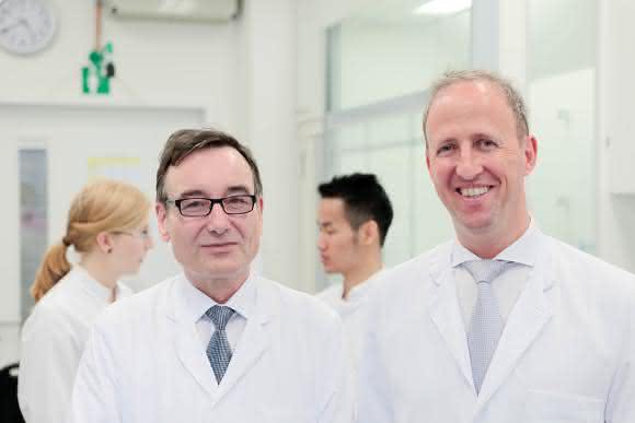 Mitgründer der Rodos Biotarget GmbH: Dr. Robert Gieseler-von der Crone (links), Chief Scientific Officer (CSO), und Dr. Marcus Furch, CEO. (Bild: Rodos Biotarget GmbH)