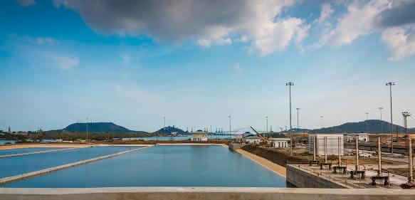Wassersparbecken_Miraflores_Panama_Kanal