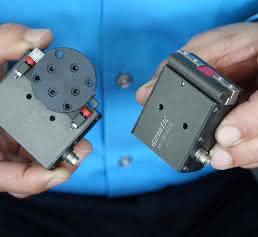 Schwenkeinheit und Greifer Gimatic