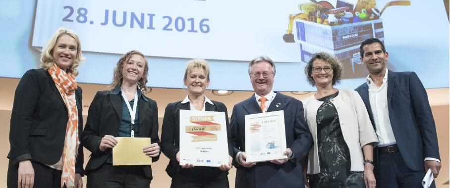 Familienfreundliche Personalpolitik: Lapp gewinnt im Wettbewerb „Erfolgsfaktor Familie 2016“