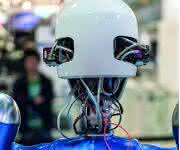 Jetzt kommen die Roboter für KMU: Dr. Norbert Stein erwartet auf der Automatica das „größte Angebot an Robotern in Aktion“