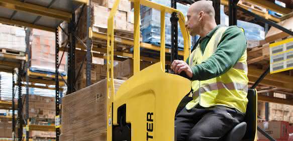 Gabelhubwagen von Hyster: Wenn es eng wird…