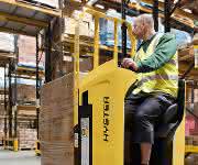 Gabelhubwagen von Hyster: Wenn es eng wird… Gabelhubwagen von Hyster: Wenn es eng wird…