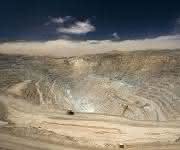 Hier warten noch zwei Milliarden Tonnen Kupfererz auf die Förderung: Chuquicamata-Mine in Chile. (Foto: ABB)