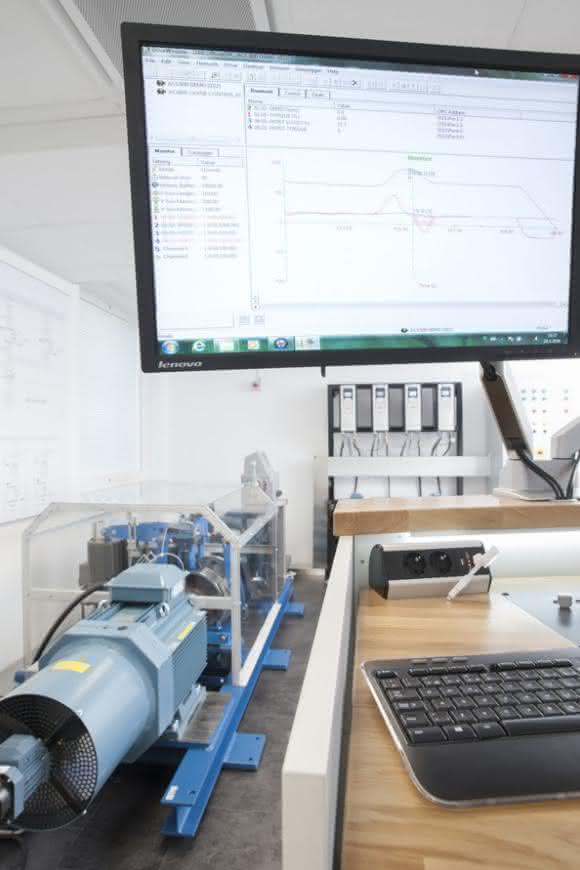 ABB Testlabor Krane