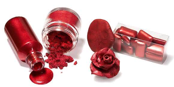 Candurin® NXT Ruby Red von Merck ist das erste für Lebensmittel zugelassene Effektpigment auf Basis von Silica.