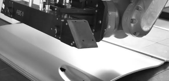 Das Inspektionssystem Zeiss ABIS II sorgt für eine frühzeitige, objektive und effiziente Fehlererkennung von Oberflächen im Produktionsprozess.