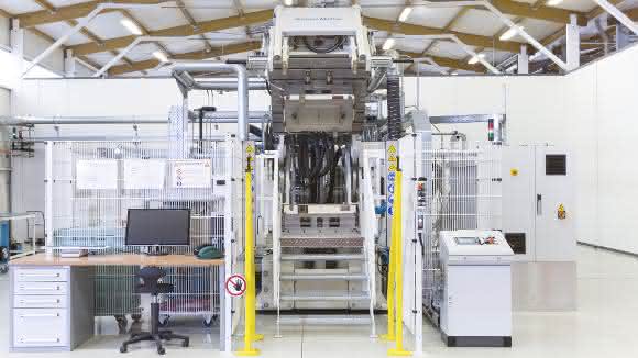 Testlabor für Klebstoffe von Henkel