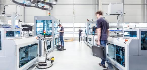 Testumgebung zur industrienahen Forschung auf der Automatica