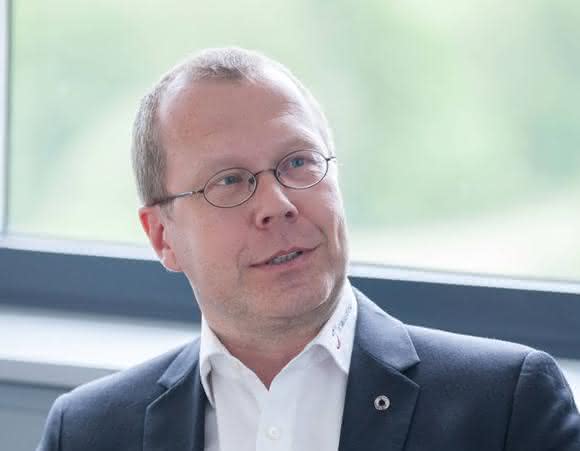 Dr. Oliver Tennert Dr. Oliver Tennert