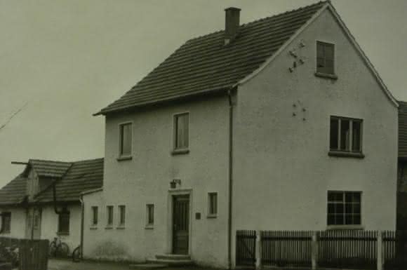 Firmengebäude 1946 Weiss Kunststoffverarbeitung