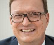 Dr. Frank Henes Dr. Frank Henes