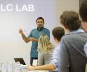 Am 27. April 2016 fand in Berlin der praxisnahe HPLC-Troubleshooting-Kurs der Knauer LC LAB Akademie statt. Am 27. April 2016 fand in Berlin der praxisnahe HPLC-Troubleshooting-Kurs der Knauer LC LAB Akademie statt.