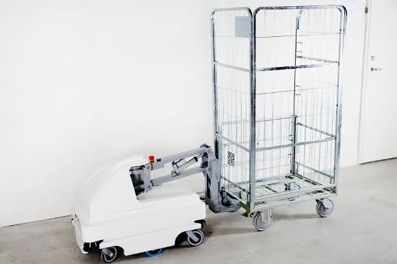 MiR100 Hook Transportroboter