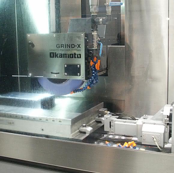 Okamoto Schleifmaschine mit Grind-Bix Okamoto Schleifmaschine mit Grind-Bix