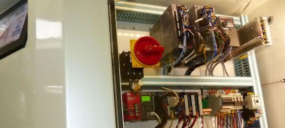 Mitsubishi_Electric_HMI2016_Schlauchbeutel_Detail