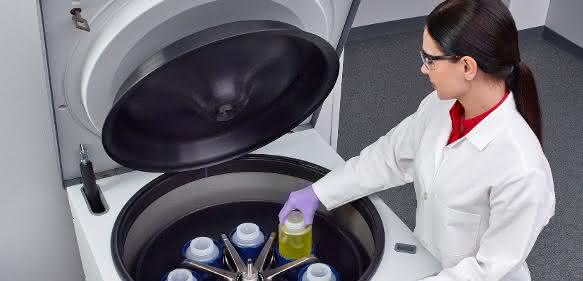 Die neue Thermo Scientific Sorvall BIOS 16 Zentrifuge wurde speziell dafür entwickelt, die Produktivität beim Bioprocessing zu steigern. Die neue Thermo Scientific Sorvall BIOS 16 Zentrifuge wurde speziell dafür entwickelt, die Produktivität beim Bioprocessing zu steigern.