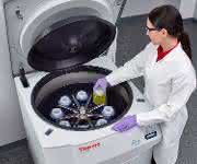 Die neue Thermo Scientific Sorvall BIOS 16 Zentrifuge wurde speziell dafür entwickelt, die Produktivität beim Bioprocessing zu steigern.