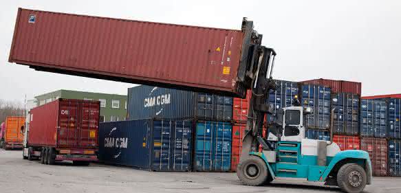 Konecranes Reachstacker mit Wägezelle