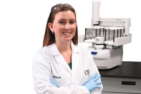 Mit dem Mikrowellen-Aufschlussgerät Discover SP-D 80 werden Pharmarohstoffe, Zwischenprodukte und Endprodukte in nur 10 min aufgeschlossen. Mit dem Mikrowellen-Aufschlussgerät Discover SP-D 80 werden Pharmarohstoffe, Zwischenprodukte und Endprodukte in nur 10 min aufgeschlossen.