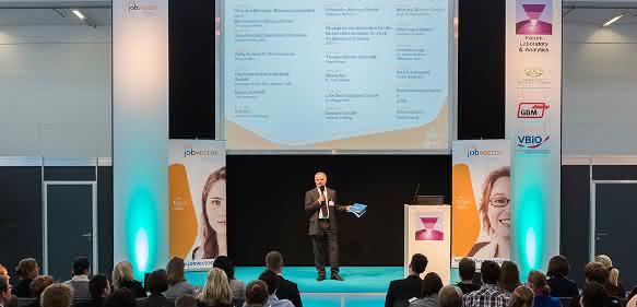 Im jobvector-Forum stellen sich Unternehmen vor und informieren über Einstiegsmöglichkeiten, Tätigkeitsgebiete und individuelle Karriereoptionen.