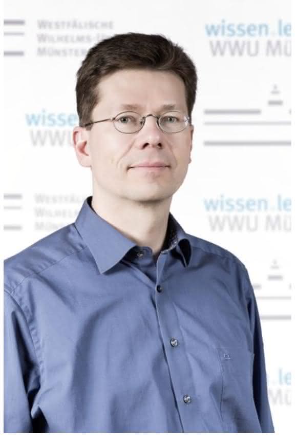 Prof. Dr. Michael Rohlfing Prof. Dr. Michael Rohlfing
