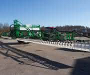 Wingssprayer Mit dem Wingssprayer-System ausgestattete Feldspritze.